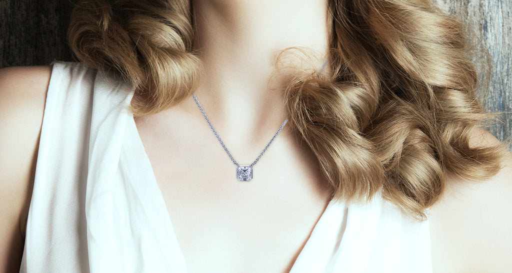 Diamond & Platinum Pendant Necklace