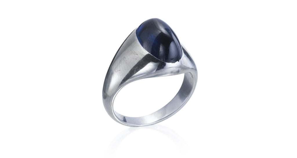 Sapphire Cabachon Ring